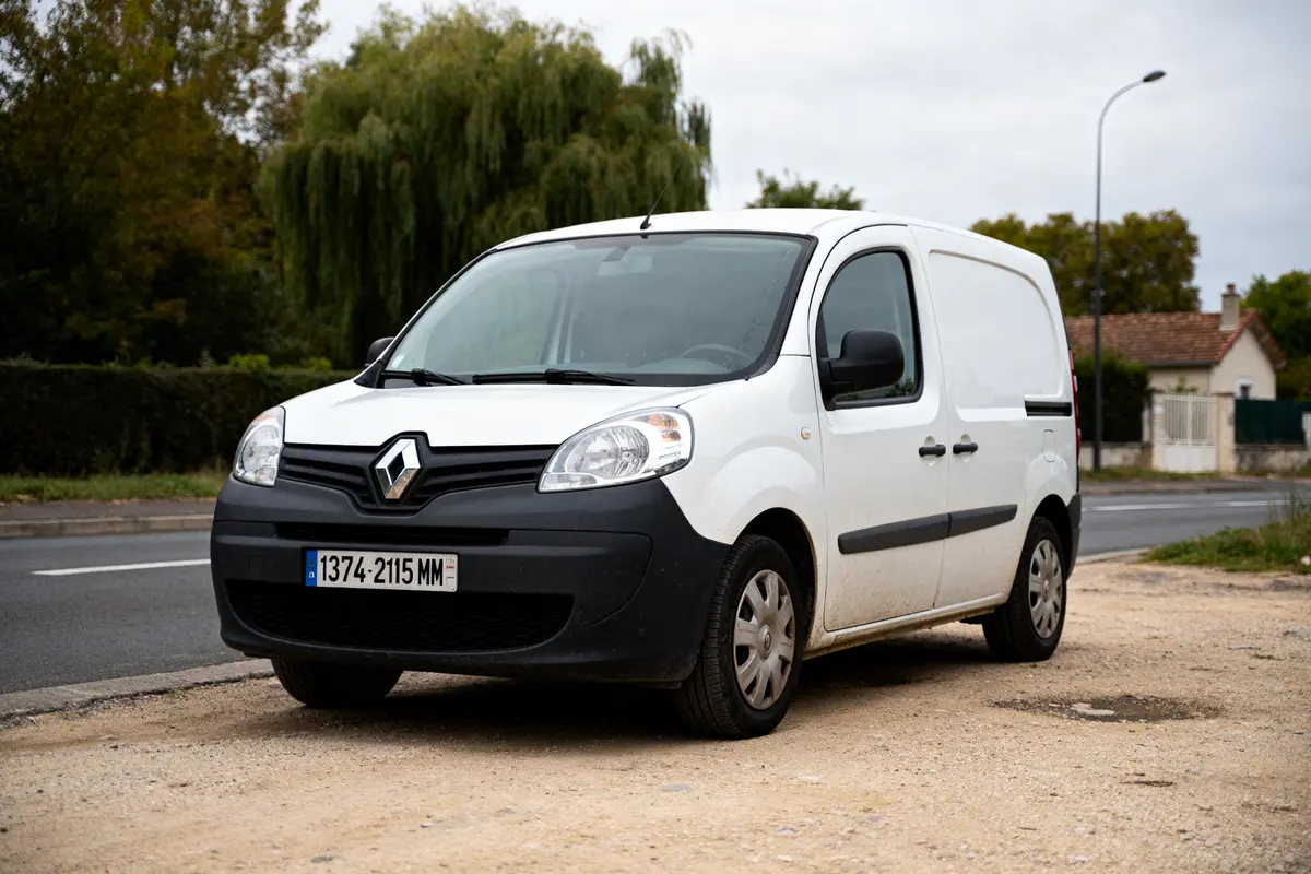 Dimensions du Renault Kangoo : longueur, volume et charge utile